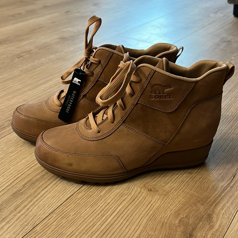 SOREL EVIE SPORT LACE